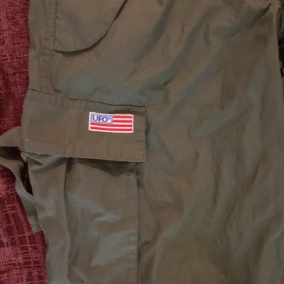 UFO cargo Pants - Picture 2 of 4